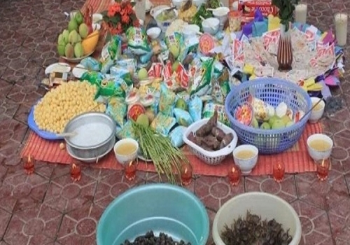 Tháng 7 Tết cõi âm và mùa vu lan báo hiếu