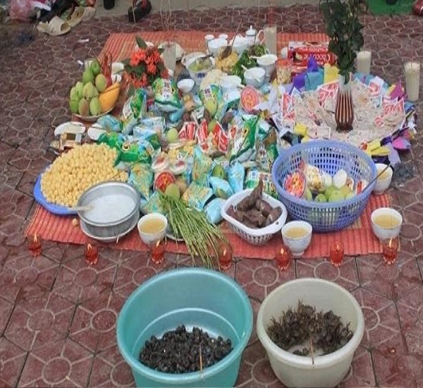 Tháng 7 Tết cõi âm và mùa vu lan báo hiếu